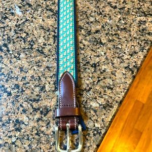 Boys Vineyard Vines Belt - size 26 inch waist